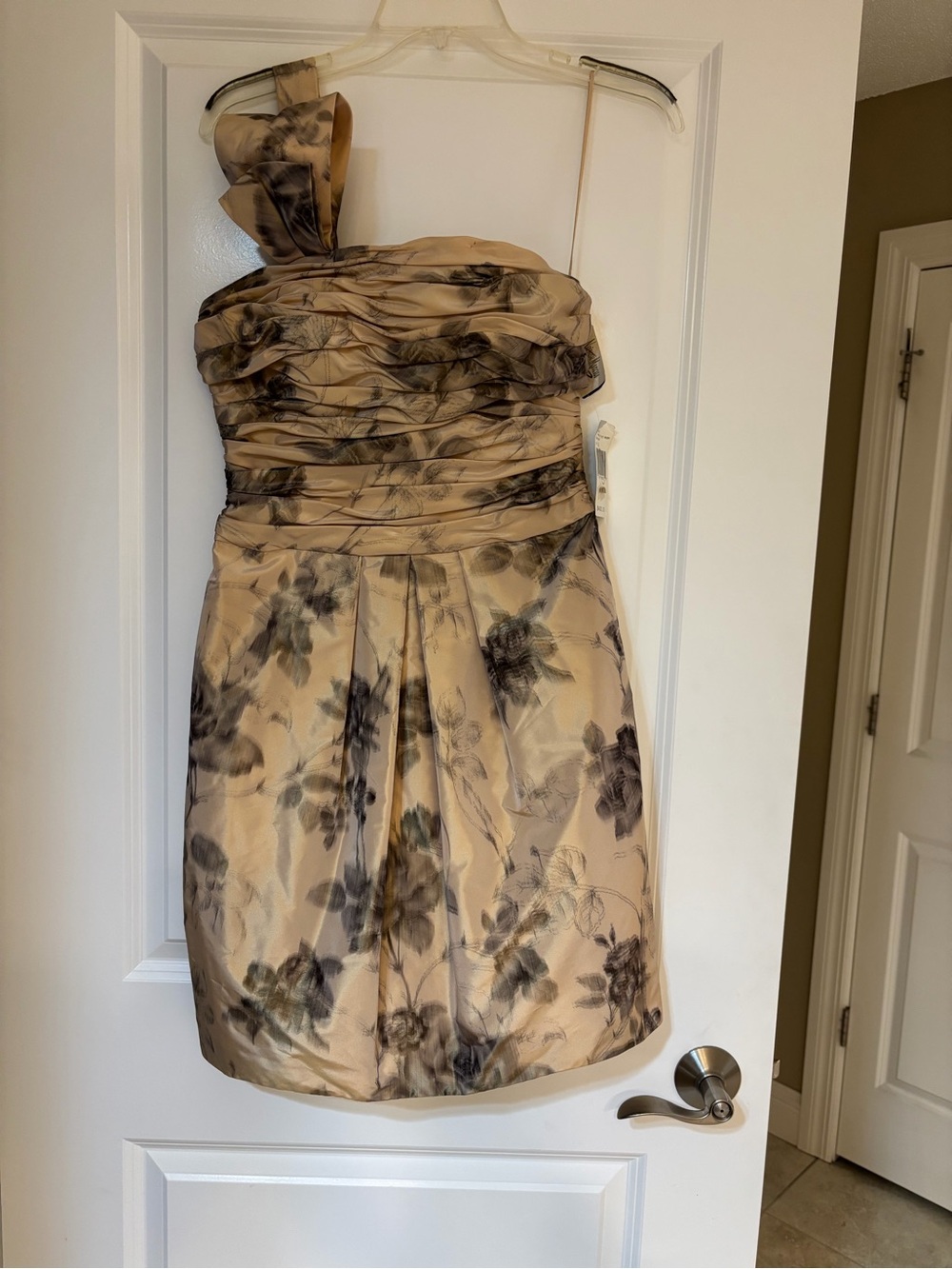 One-Shoulder Floral Cocktail Dress